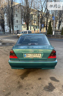 Седан Mercedes-Benz C-Class 1997 в Одессе