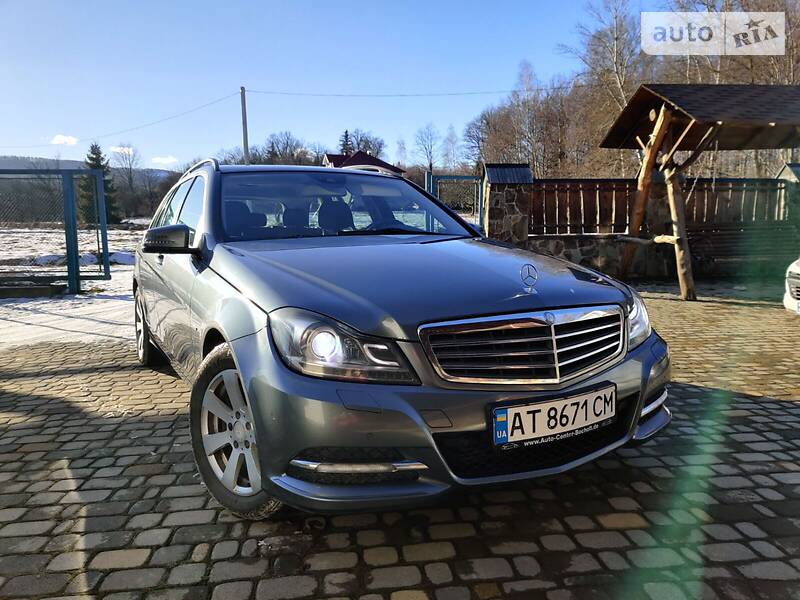 Універсал Mercedes-Benz C-Class 2012 в Косові