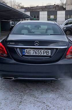 Седан Mercedes-Benz C-Class 2015 в Кам'янському