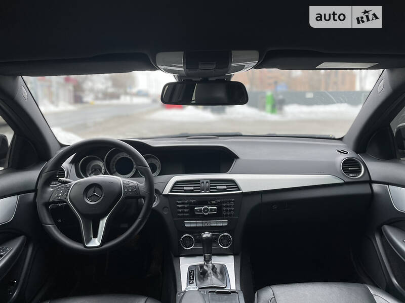 Купе Mercedes-Benz C-Class 2011 в Тернополе