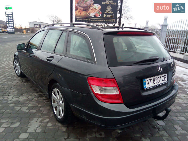 Універсал Mercedes-Benz C-Class 2010 в Снятині
