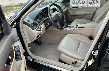 Седан Mercedes-Benz C-Class 2010 в 