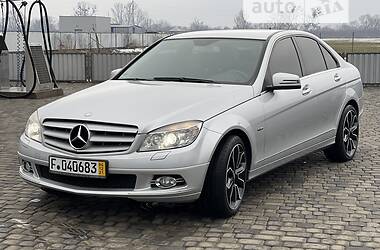 Седан Mercedes-Benz C-Class 2009 в Мукачево