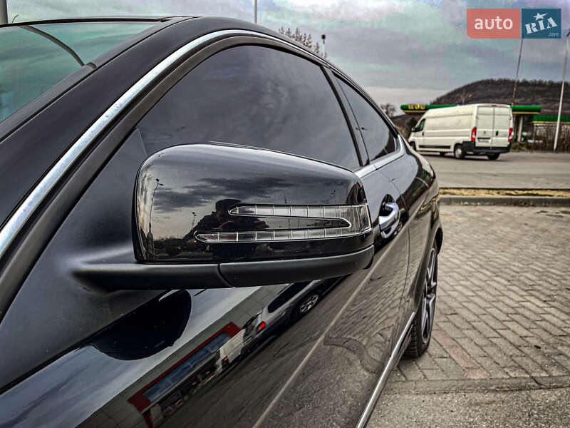 Купе Mercedes-Benz C-Class 2012 в Киеве