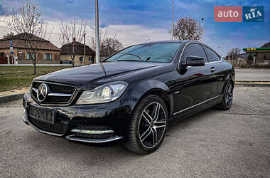 Купе Mercedes-Benz C-Class 2012 в 