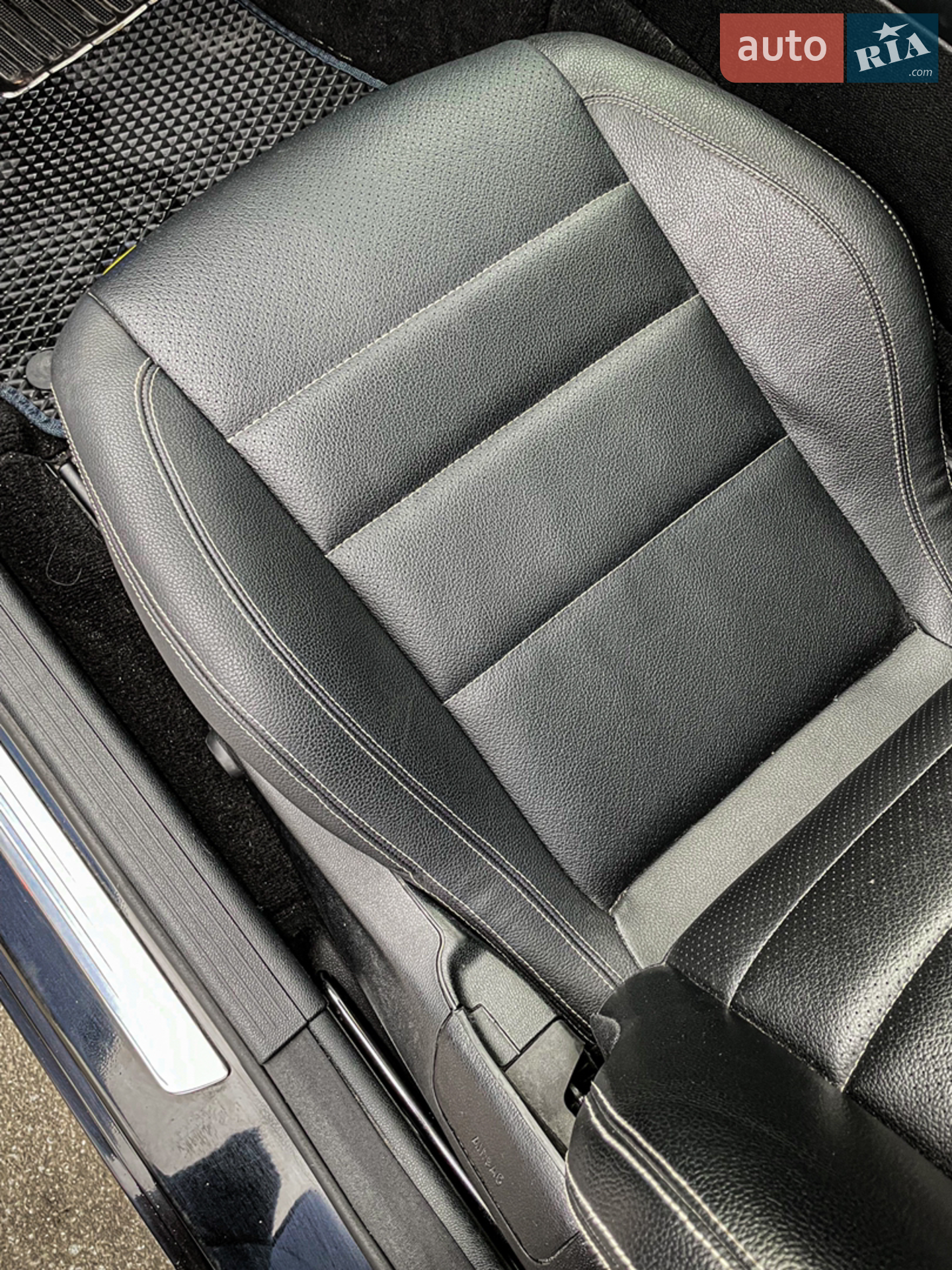 2012 Mercedes-Benz C-klasse - мініатюра 40
