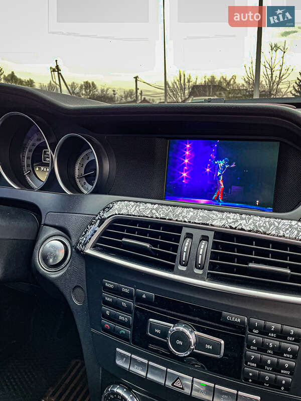 Купе Mercedes-Benz C-Class 2012 в Киеве