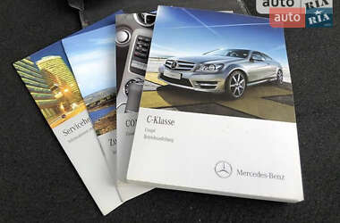 Купе Mercedes-Benz C-Class 2012 в 
