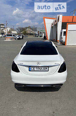 Седан Mercedes-Benz C-Class 2015 в Черновцах