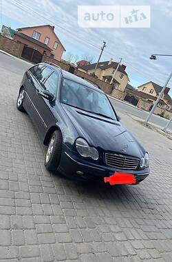 Універсал Mercedes-Benz C-Class 2004 в Сумах