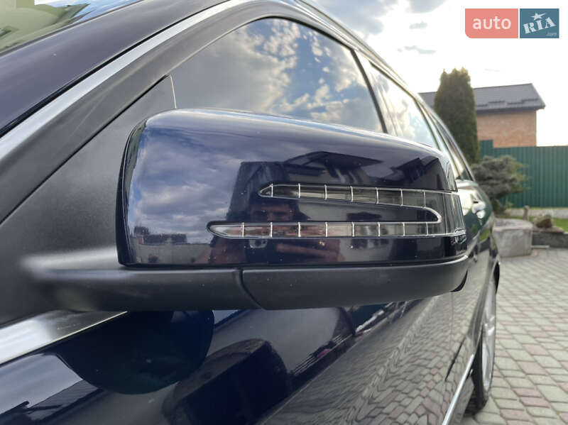 Универсал Mercedes-Benz C-Class 2011 в Львове