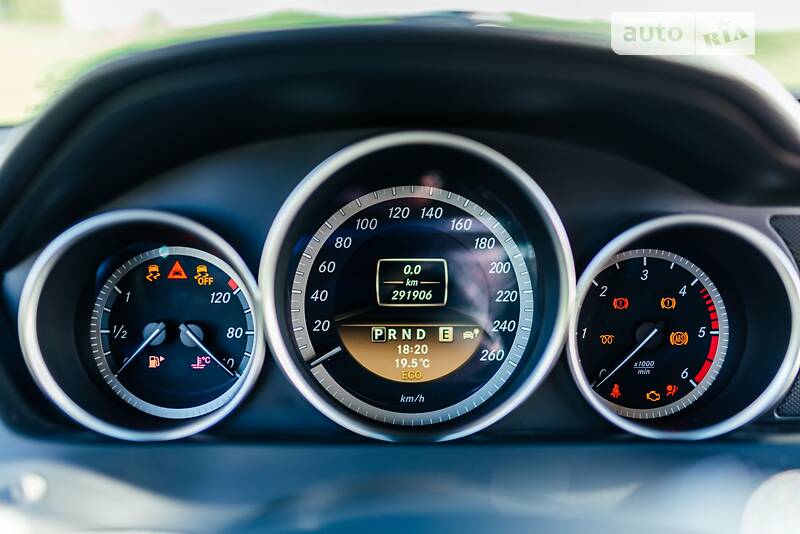 Универсал Mercedes-Benz C-Class 2011 в Ровно