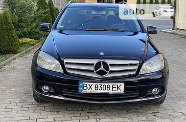 Универсал Mercedes-Benz C-Class 2009 в 