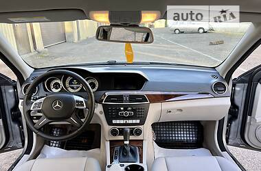 Седан Mercedes-Benz C-Class 2013 в 