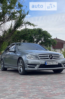 Седан Mercedes-Benz C-Class 2011 в Киеве