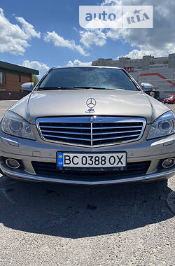 Седан Mercedes-Benz C-Class 2009 в 