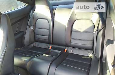 Купе Mercedes-Benz C-Class 2011 в 