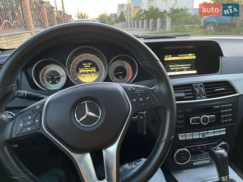 Универсал Mercedes-Benz C-Class 2011 в Луцке