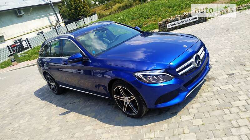 Універсал Mercedes-Benz C-Class 2017 в 