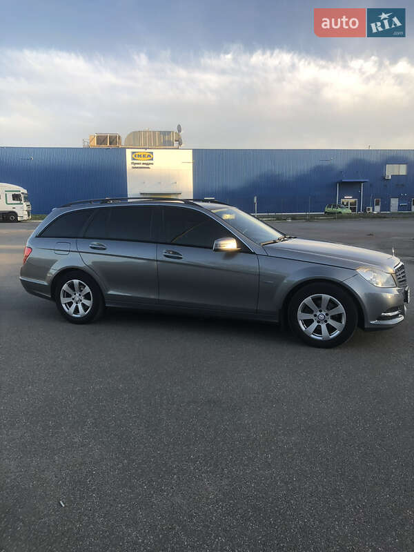 Универсал Mercedes-Benz C-Class 2012 в Хмельницком