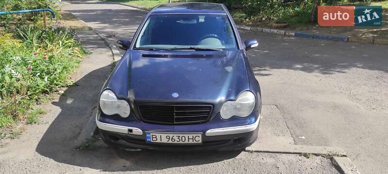Седан Mercedes-Benz C-Class 2000 в Кременчуге