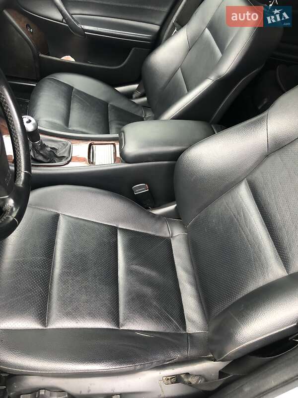 Седан Mercedes-Benz C-Class 2005 в Ужгороді