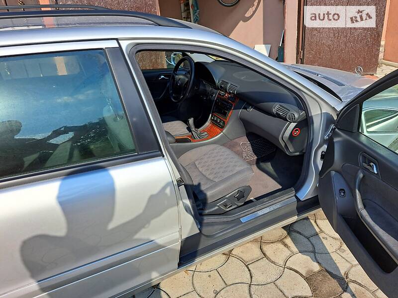 Универсал Mercedes-Benz C-Class 2003 в Вознесенске