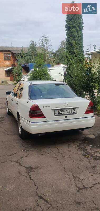 Седан Mercedes-Benz C-Class 1995 в Чернівцях