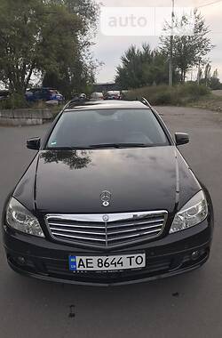 Универсал Mercedes-Benz C-Class 2010 в 