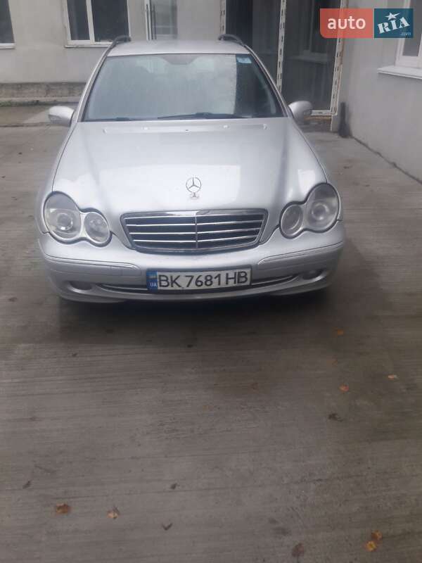 Mercedes-Benz C-Class 2001