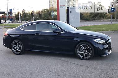 Купе Mercedes-Benz C-Class 2019 в 