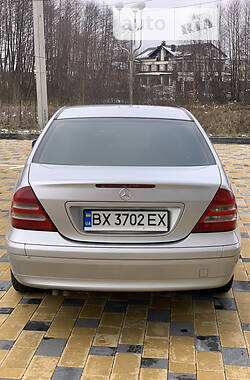 Седан Mercedes-Benz C-Class 2000 в 