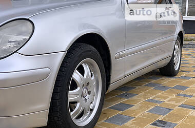 Седан Mercedes-Benz C-Class 2000 в 