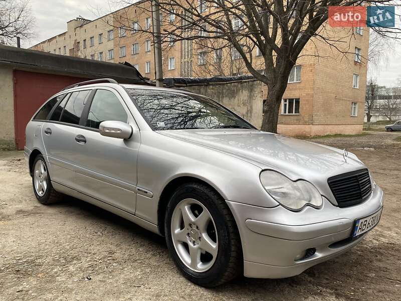 Универсал Mercedes-Benz C-Class 2002 в Могилев-Подольске
