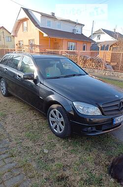 Універсал Mercedes-Benz C-Class 2010 в Стрию