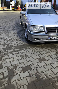 Седан Mercedes-Benz C-Class 2000 в Чернівцях
