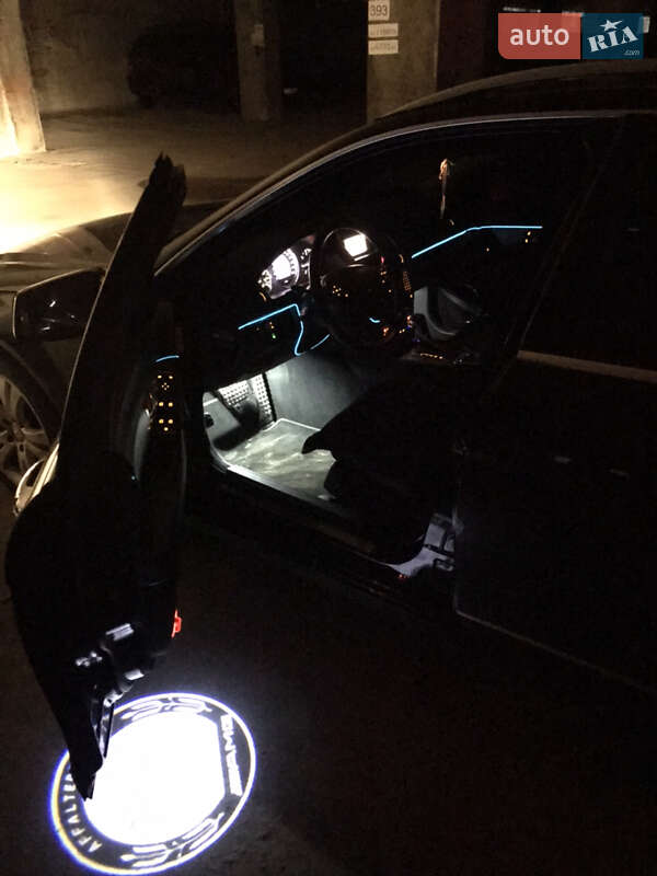 Универсал Mercedes-Benz C-Class 2008 в Киеве