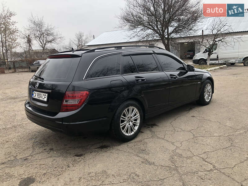 Универсал Mercedes-Benz C-Class 2011 в Тальном фото 5 Универсал Mercedes-Benz C-Class 2011 в Тальном