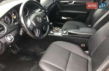 Универсал Mercedes-Benz C-Class 2011 в 