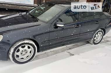 Седан Mercedes-Benz C-Class 2000 в Ивано-Франковске