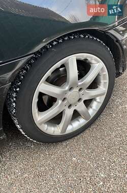 Купе Mercedes-Benz C-Class 2002 в 