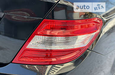 Седан Mercedes-Benz C-Class 2008 в 