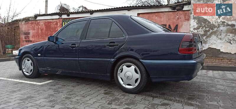 Седан Mercedes-Benz C-Class 1997 в Одессе