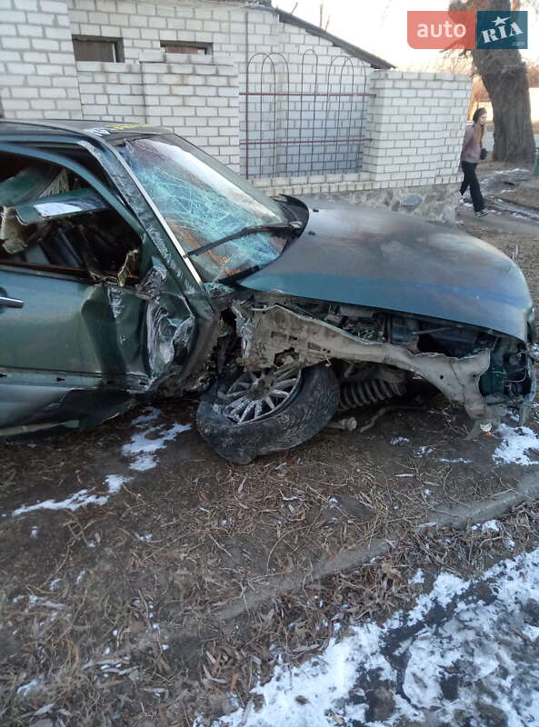 Седан Mercedes-Benz C-Class 1994 в Харькове