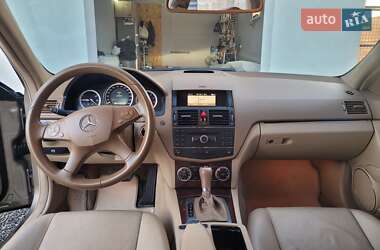 Седан Mercedes-Benz C-Class 2008 в 