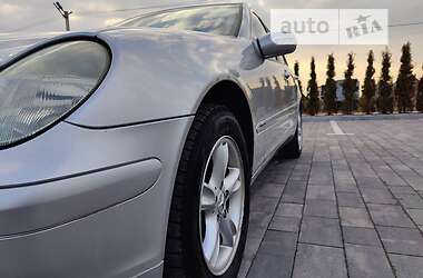 Універсал Mercedes-Benz C-Class 2002 в 