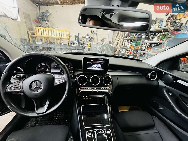 Универсал Mercedes-Benz C-Class 2017 в Киеве