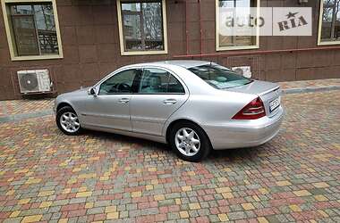 Седан Mercedes-Benz C-Class 2003 в Одессе