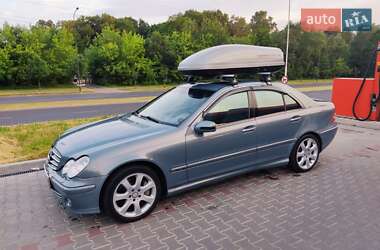 Седан Mercedes-Benz C-Class 2005 в 