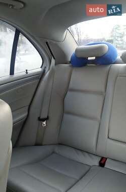 Седан Mercedes-Benz C-Class 2005 в 